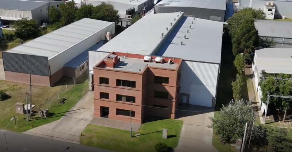 Nueva planta industrial (2500 m²)